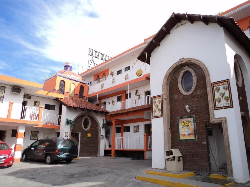 Hotel Mario'S Inn Ramos Arizpe Exterior photo