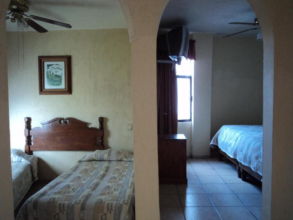 Hotel Mario'S Inn Ramos Arizpe Exterior photo