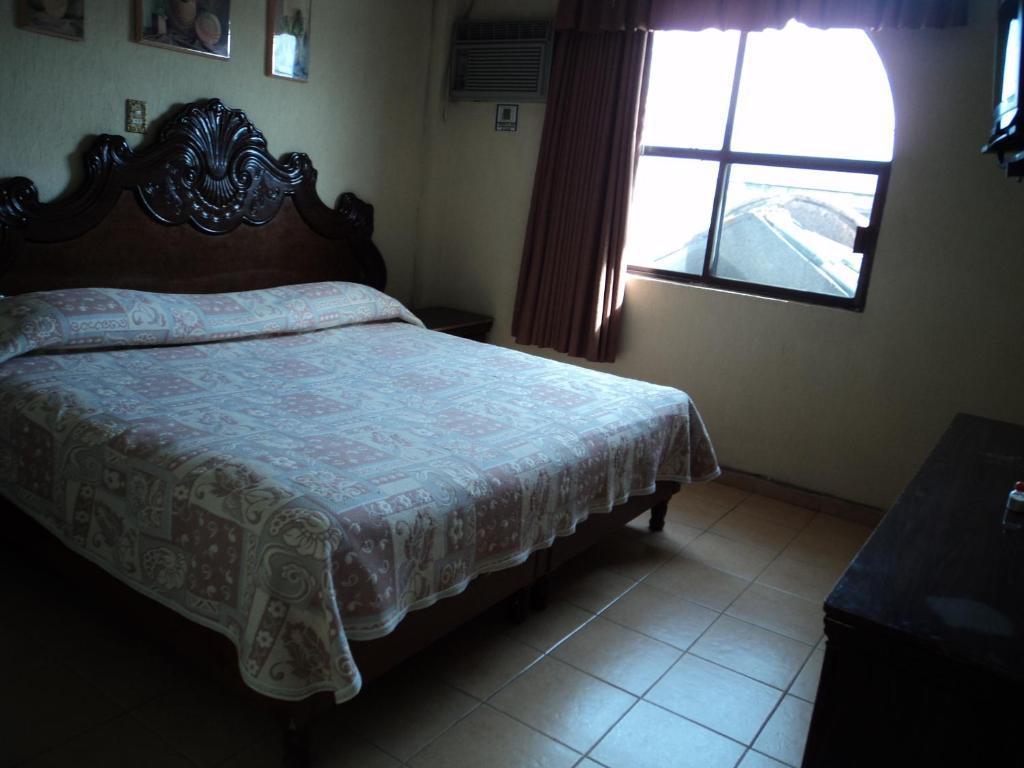 Hotel Mario'S Inn Ramos Arizpe Exterior photo